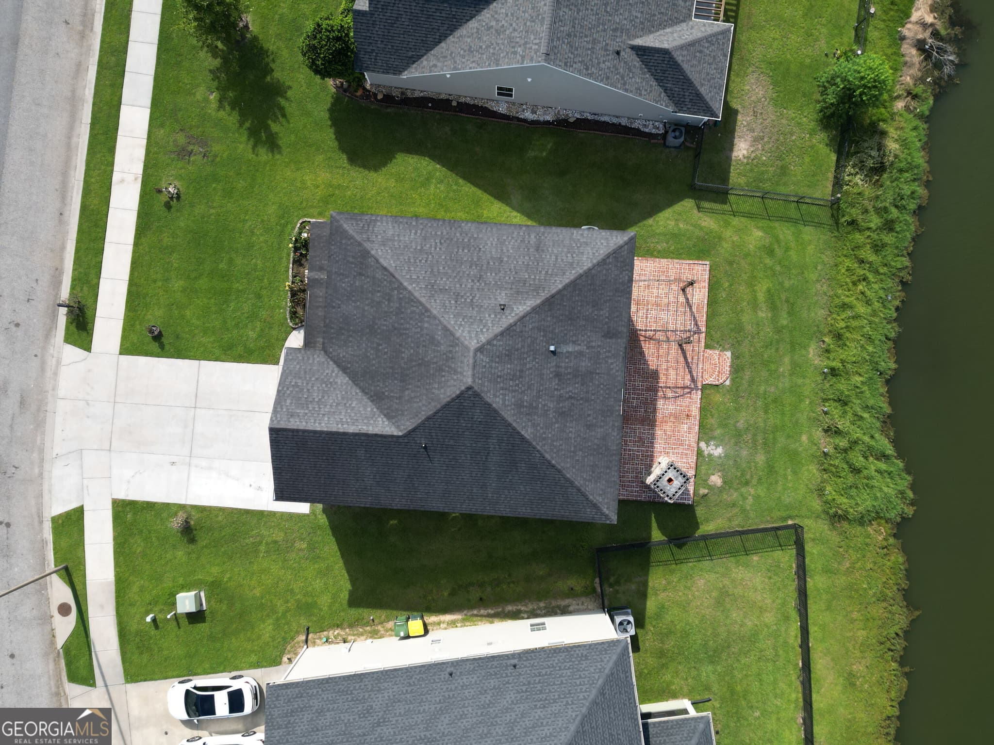 5 bedroom, 3 bathroom, 3,030 sq ft single family residence for sale at 37 Litchfield Drive, Savannah, GA 31419 — photo 9