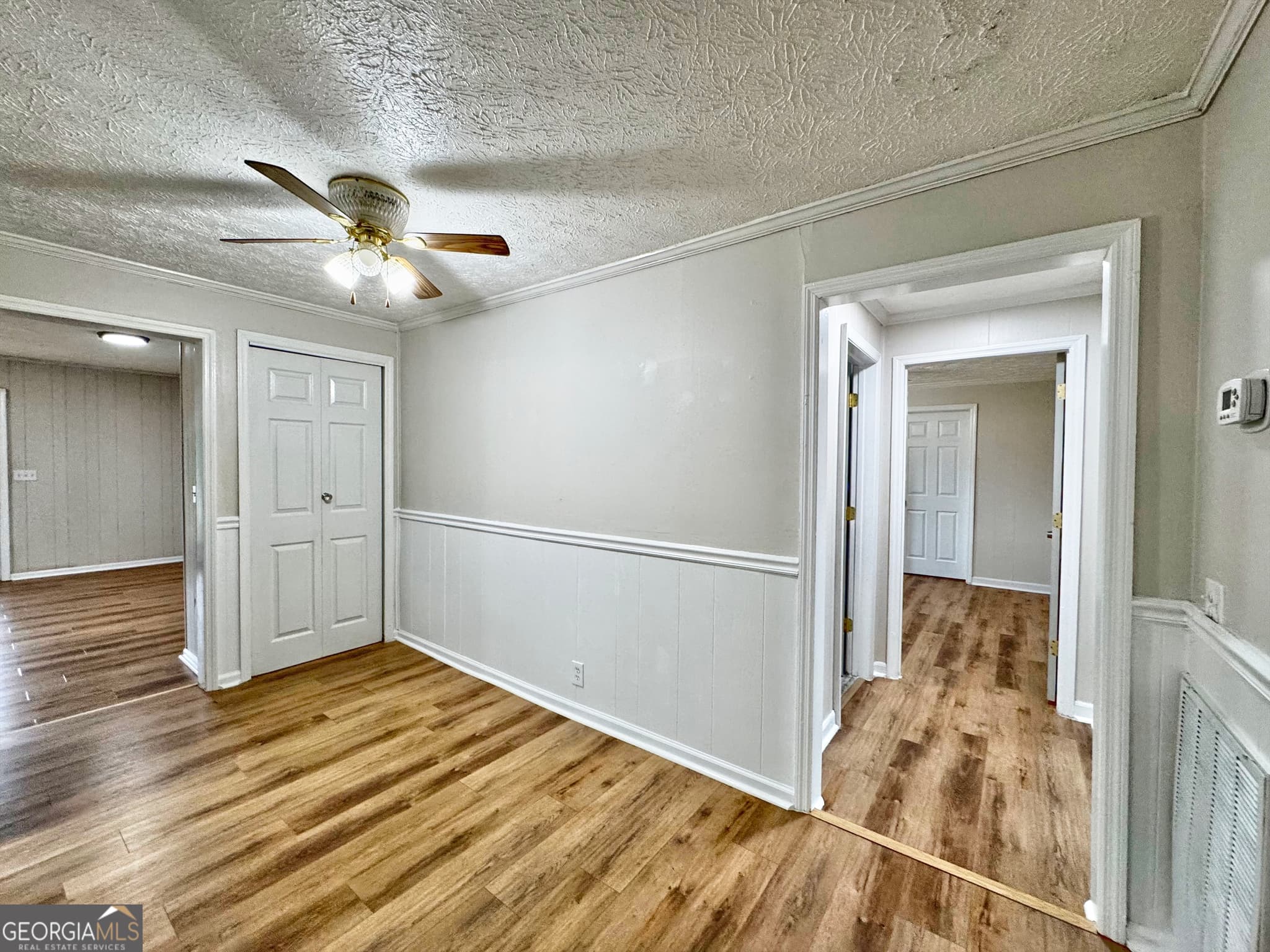 4 bedroom, 2 bathroom, 2,036 sq ft single family residence for sale at 5 Lake Drive, Lagrange, GA 30241 — photo 6