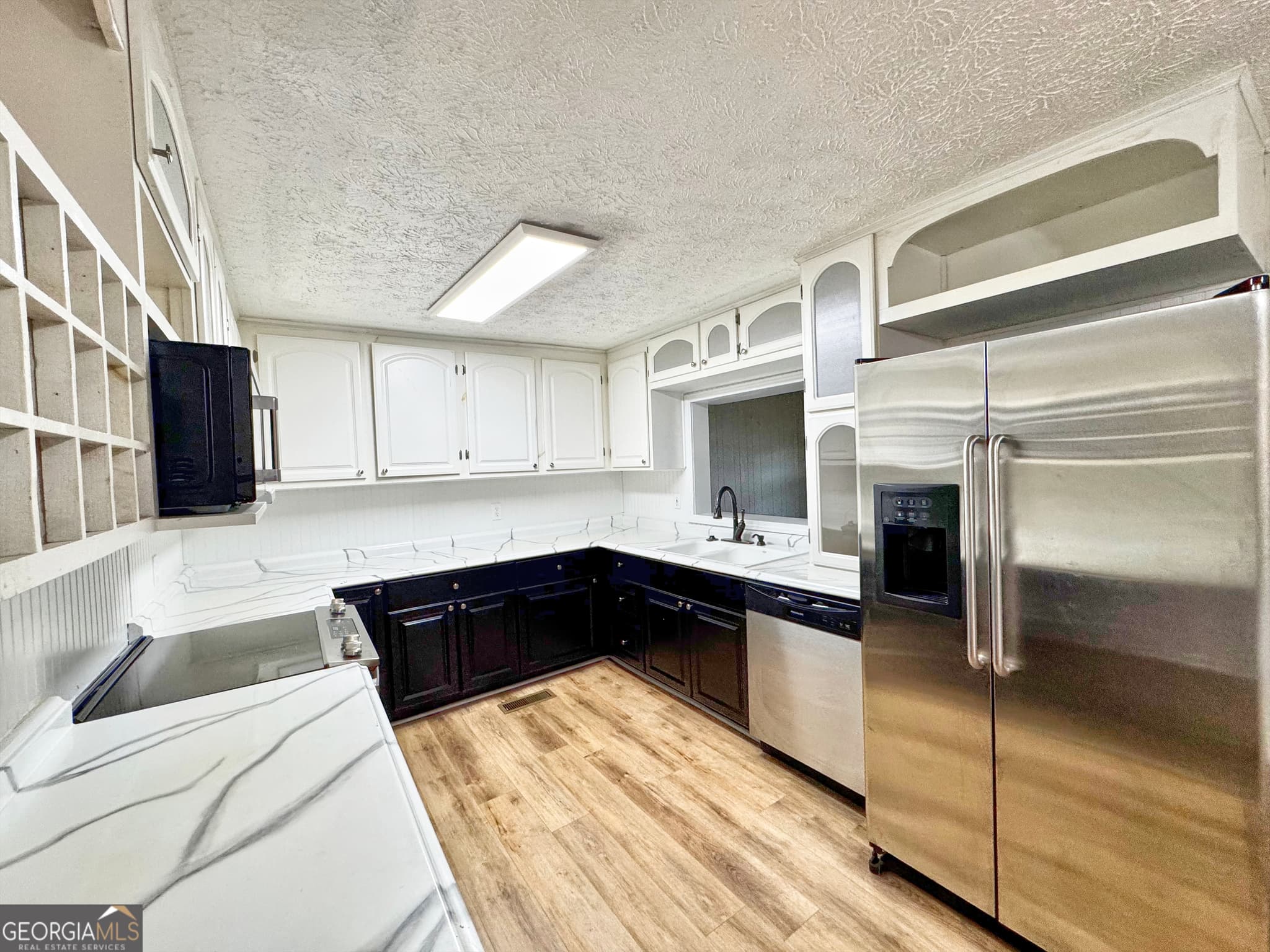 4 bedroom, 2 bathroom, 2,036 sq ft single family residence for sale at 5 Lake Drive, Lagrange, GA 30241 — photo 5