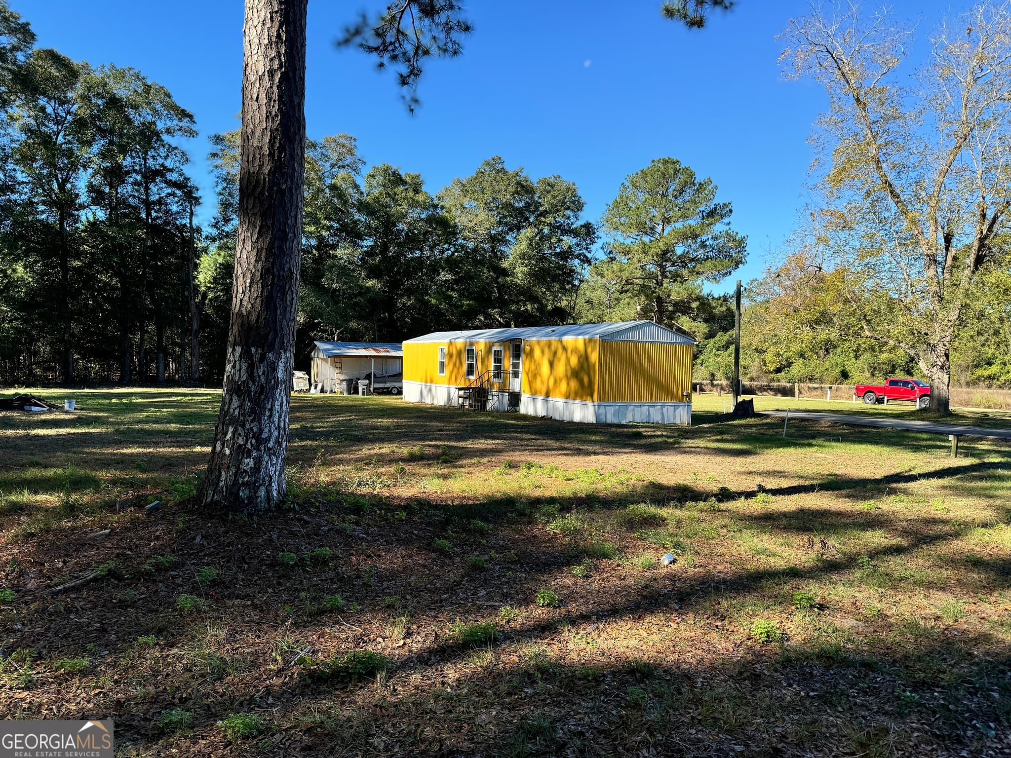3 bedroom, 2 bathroom, 924 sq ft manufactured home,single family residence for sale at 443 Fire Station Road, Vienna, GA 31092 — photo 6