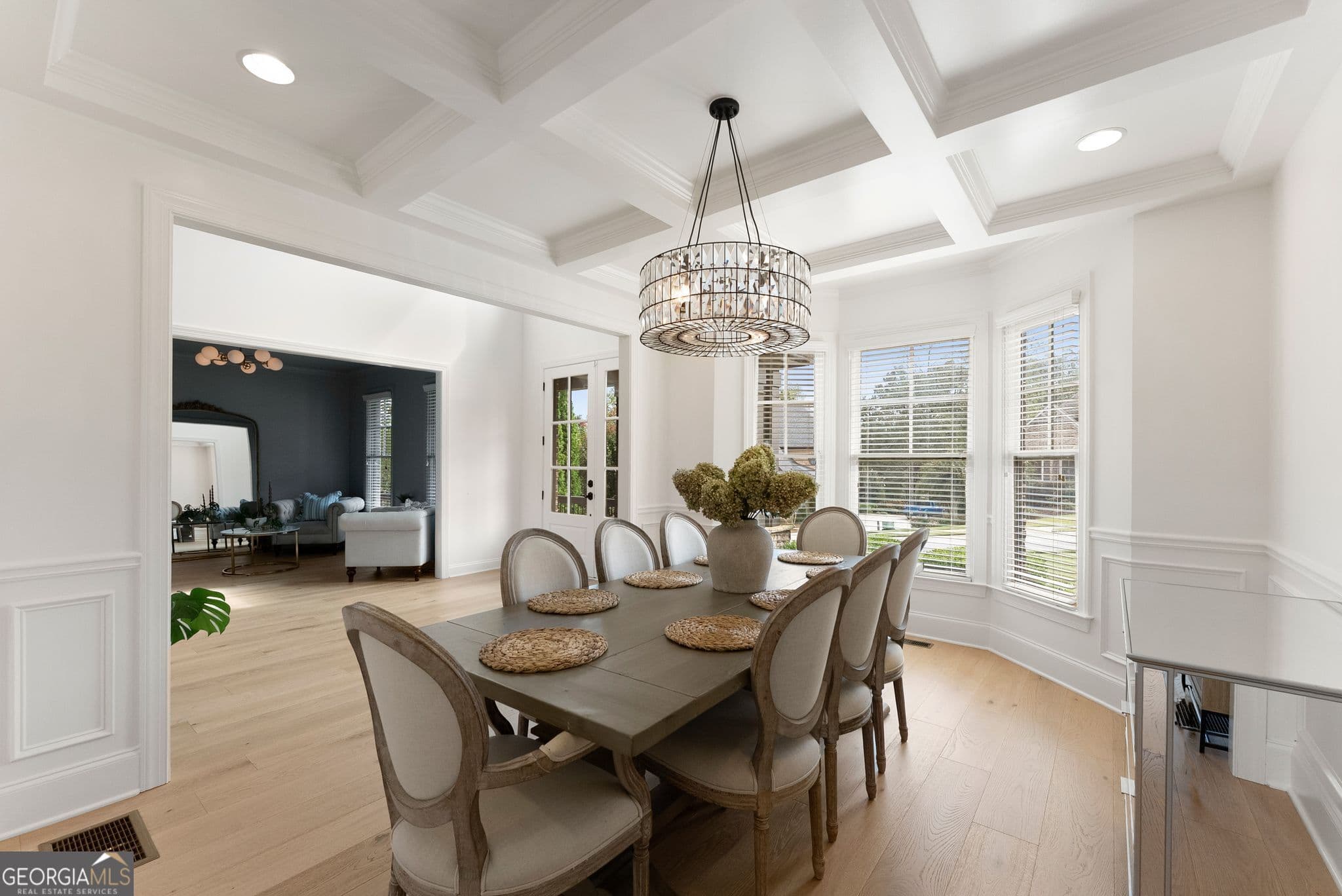 5 bedroom, 4.5 bathroom, 4,170 sq ft single family residence for sale at 4405 Park Royal Drive, Flowery Branch, GA 30542 — photo 7