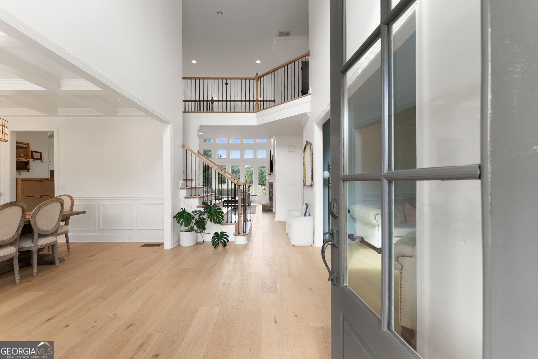 5 bedroom, 4.5 bathroom, 4,170 sq ft single family residence for sale at 4405 Park Royal Drive, Flowery Branch, GA 30542 — photo 5