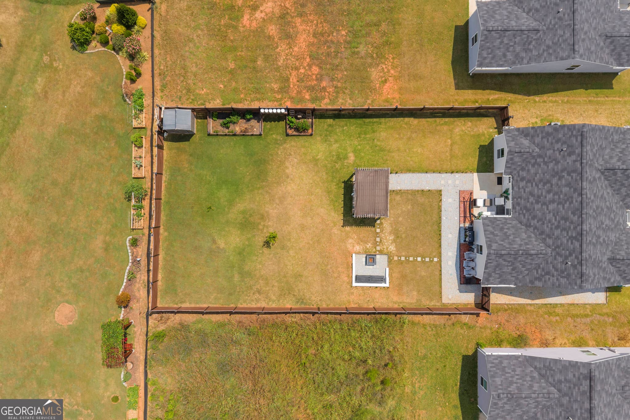 3 bedroom, 2 bathroom, 1,300 sq ft single family residence for sale at 71 Adaline Court, Carnesville, GA 30521 — photo 2