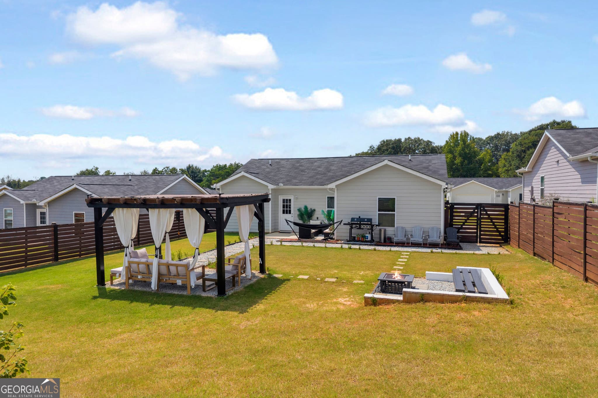 3 bedroom, 2 bathroom, 1,300 sq ft single family residence for sale at 71 Adaline Court, Carnesville, GA 30521 — photo 5
