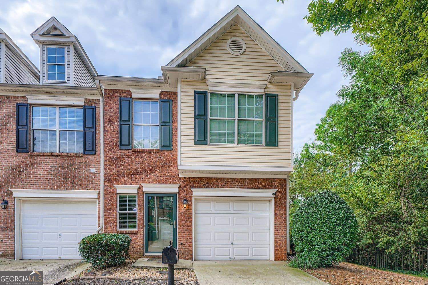 3 bedroom, 2.5 bathroom, 1,595 sq ft townhouse for rent at 788 Brookside Parc Lane, Avondale Estates, GA 30002 for $2,000 a month — photo 1 of 11