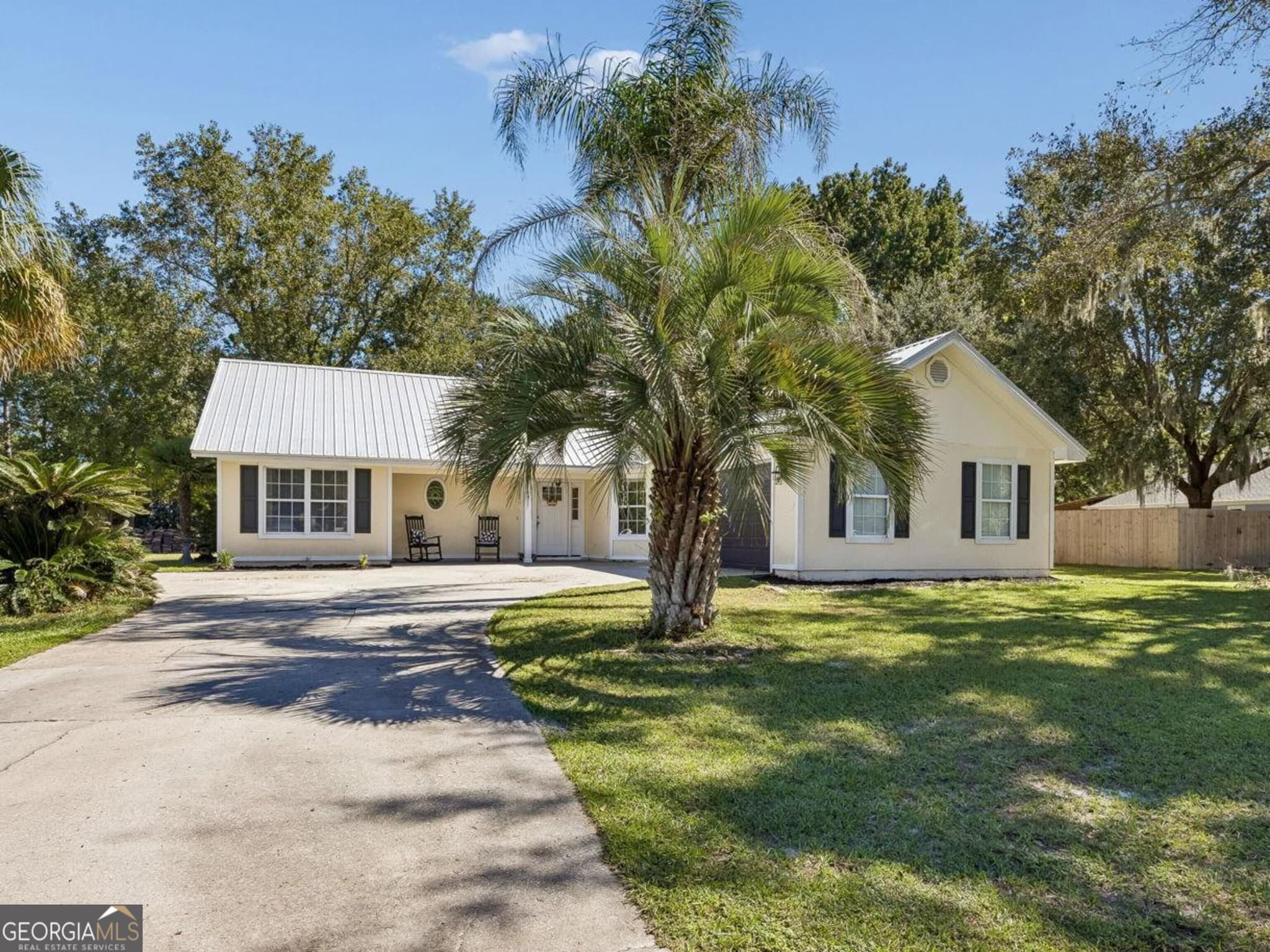 4 bedroom, 2 bathroom, 1,528 sq ft single family residence for sale at 64 Rainbow Lane, Woodbine, GA 31569