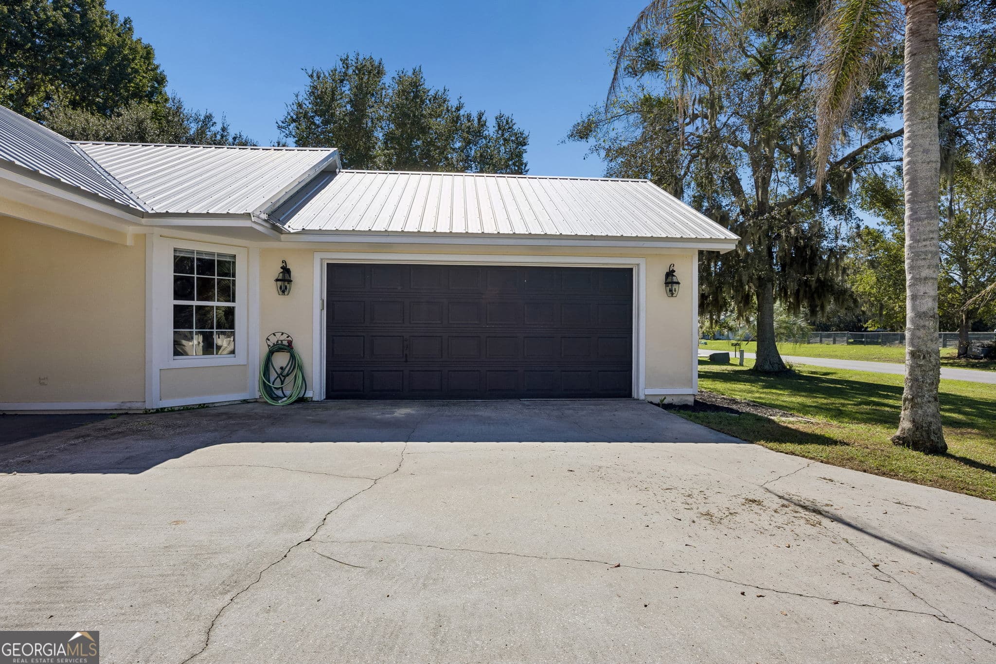 4 bedroom, 2 bathroom, 1,528 sq ft single family residence under contract at 64 Rainbow Lane, Woodbine, GA 31569 — photo 5