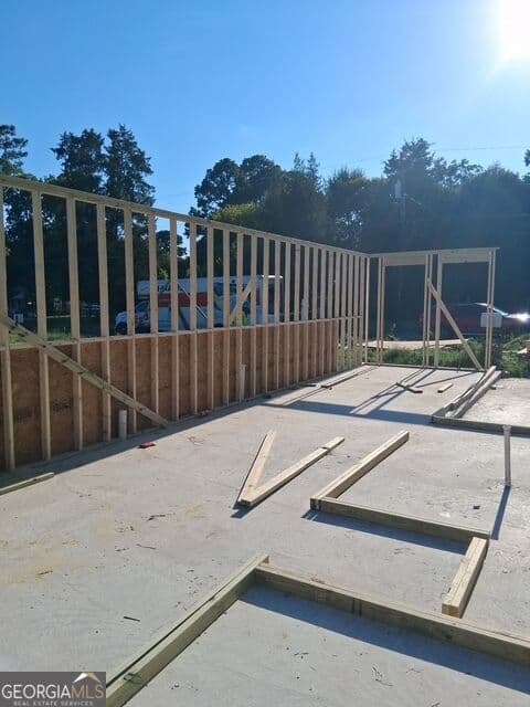 4 bedroom, 3 bathroom, 1,684 sq ft single family residence for sale at 3860 Desoto Drive, Macon, GA 31206 — photo 3