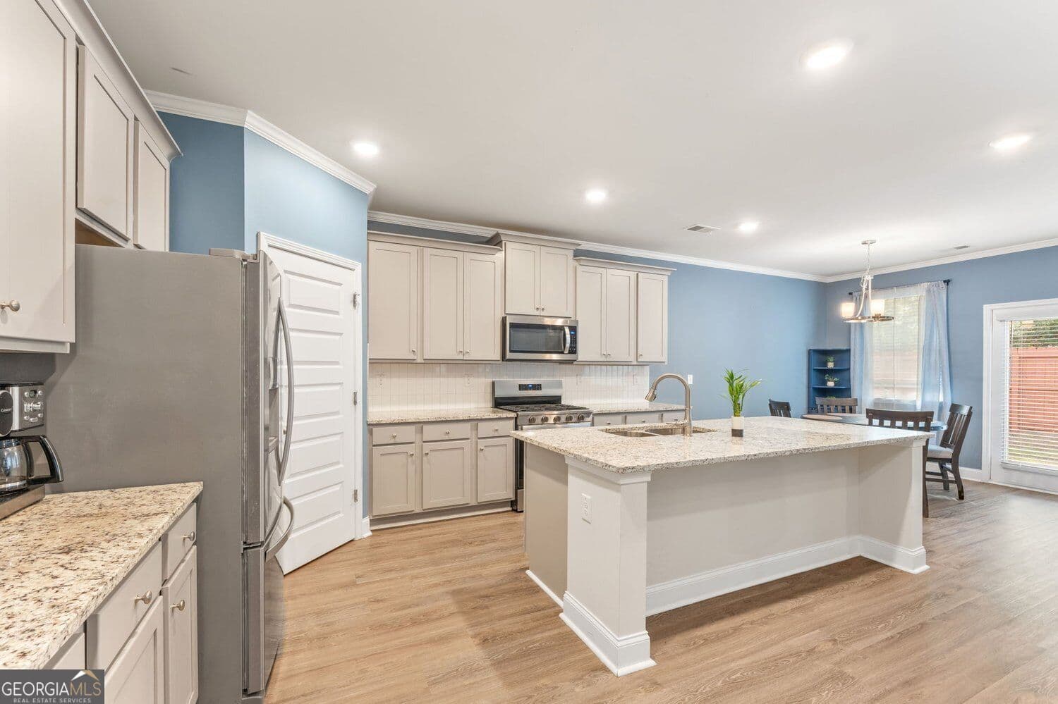 5 bedroom, 3 bathroom, 2,551 sq ft single family residence for rent at 2270 Highridge Point Drive, Lithia Springs, GA 30122 for $2,950 a month — photo 3