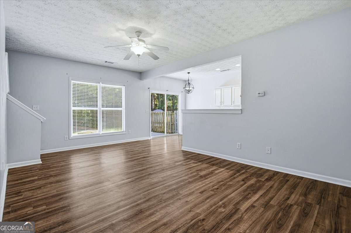 3 bedroom, 2.5 bathroom, 1,500 sq ft single family residence for sale at 905 Tamarisk Place, Canton, GA 30114 — photo 6