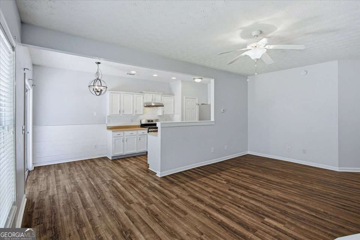 3 bedroom, 2.5 bathroom, 1,500 sq ft single family residence for sale at 905 Tamarisk Place, Canton, GA 30114 — photo 7
