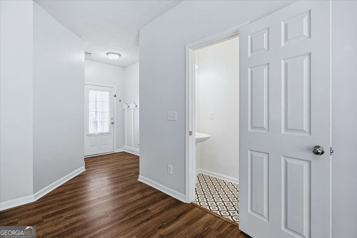 3 bedroom, 2.5 bathroom, 1,500 sq ft single family residence for sale at 905 Tamarisk Place, Canton, GA 30114 — photo 5