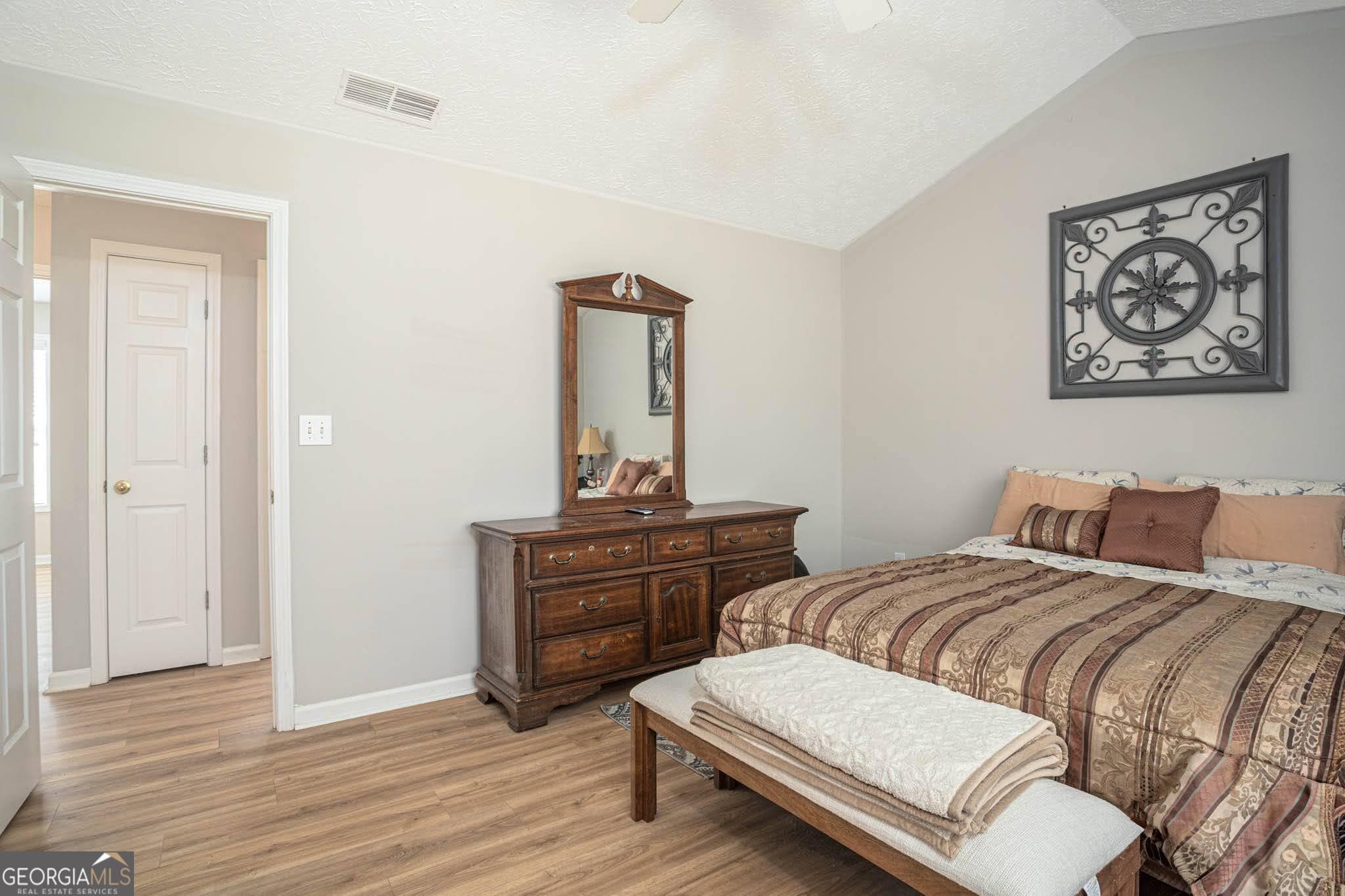 3 bedroom, 2 bathroom, 1,568 sq ft single family residence for sale at 170 Belmont Circle, Covington, GA 30016 — photo 8