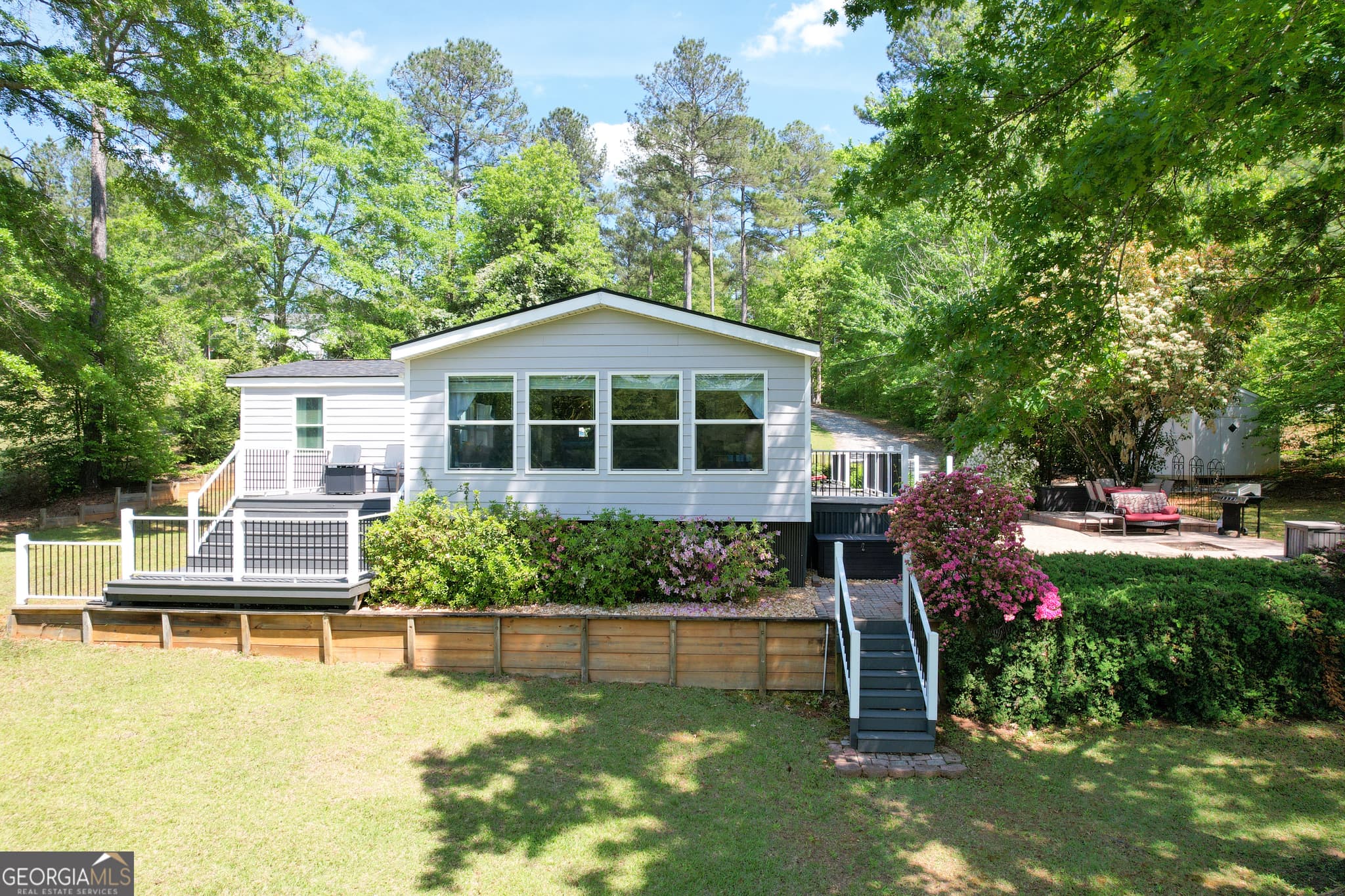 3 bedroom, 2 bathroom, 1,296 sq ft manufactured home,mobile home sold at 153 Edgewater Drive, Eatonton, GA 31024