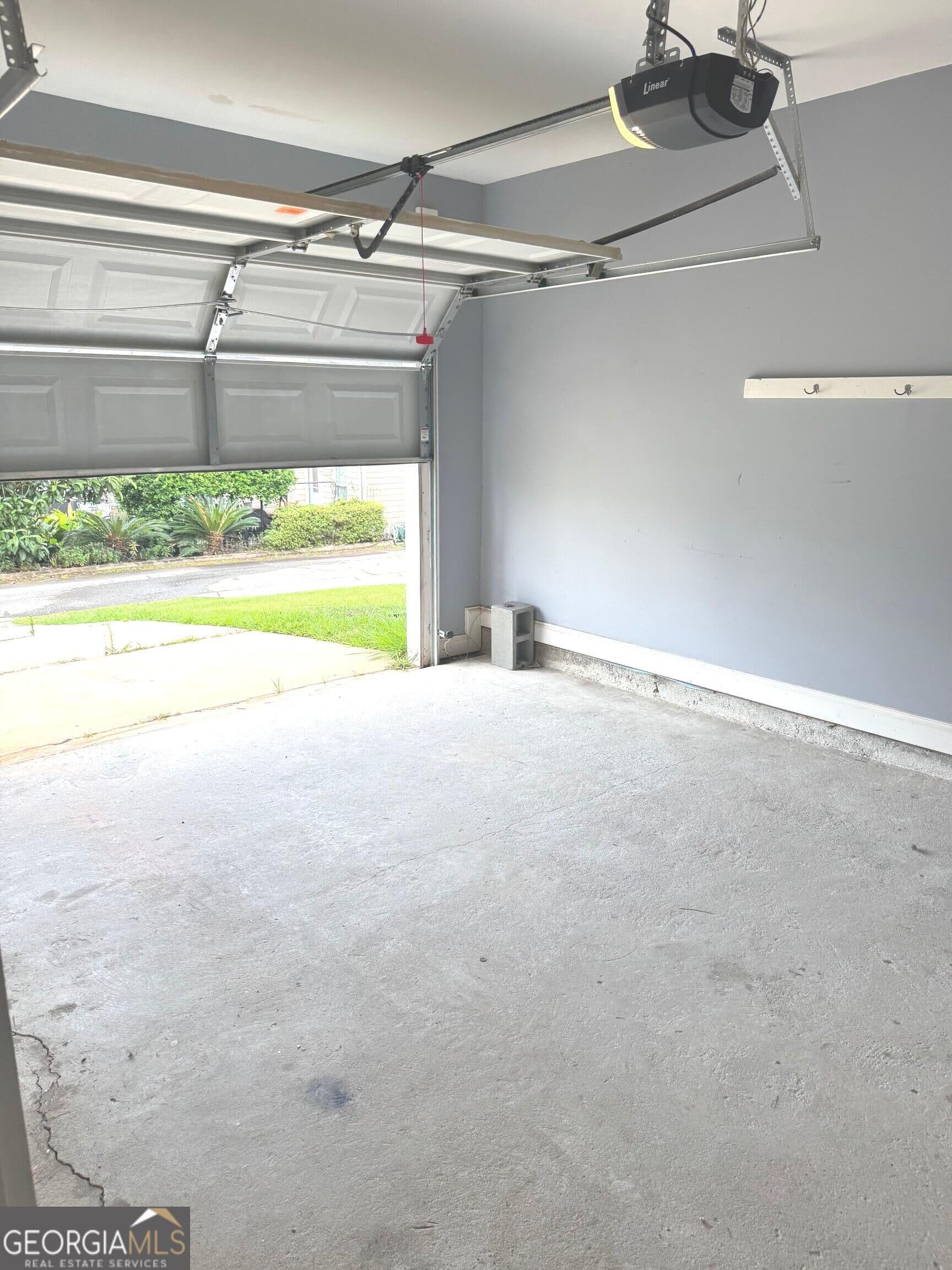 3 bedroom, 2.5 bathroom, 1,666 sq ft townhouse for sale at 542 Ivy Brook Way, Macon, GA 31210 — photo 8