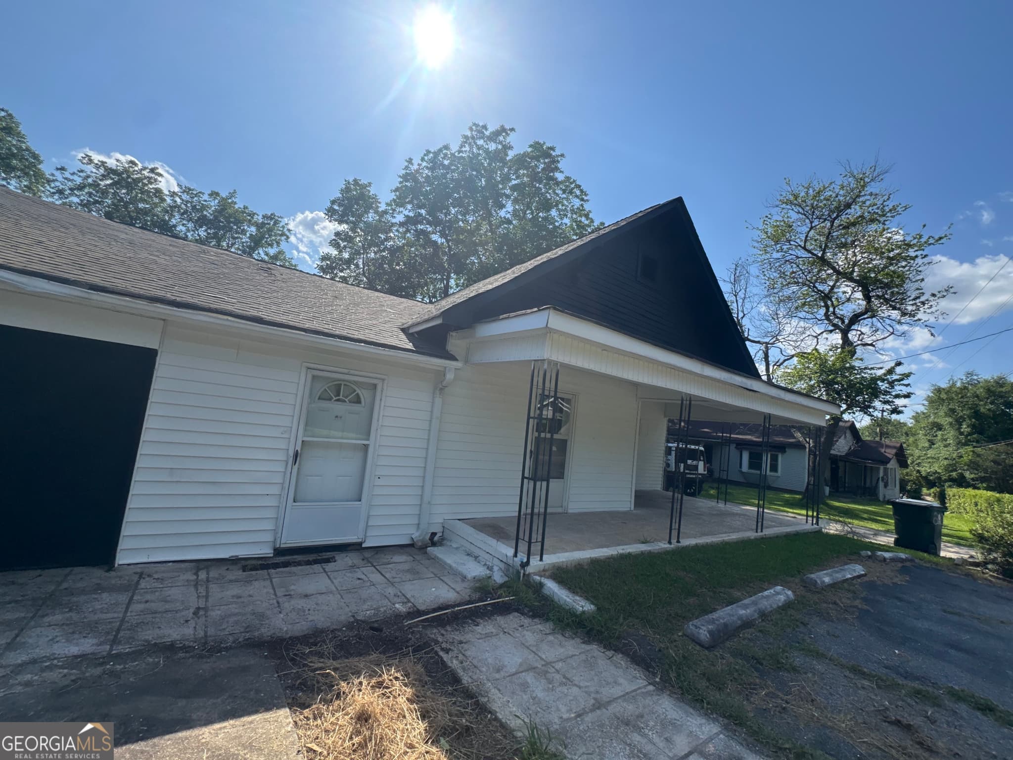 5 bedroom, 3 bathroom, 2,690 sq ft conversion for sale at 221 Avenue L Street, Thomaston, GA 30286 — photo 2