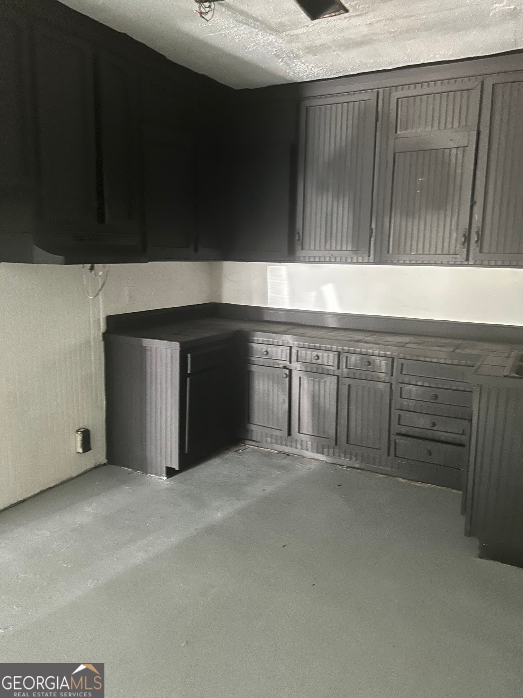 5 bedroom, 3 bathroom, 2,690 sq ft conversion for sale at 221 Avenue L Street, Thomaston, GA 30286 — photo 6