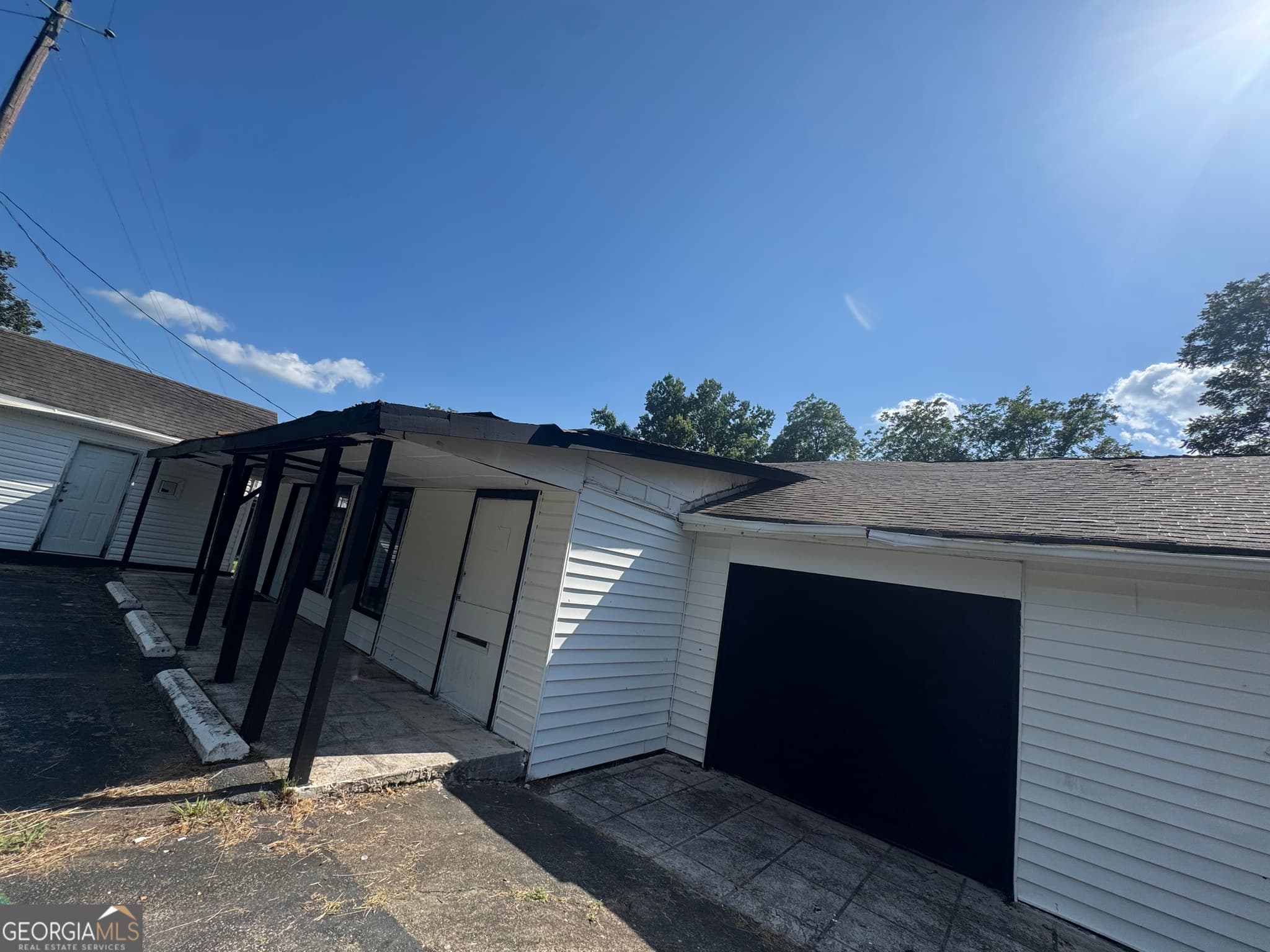 5 bedroom, 3 bathroom, 2,690 sq ft conversion for sale at 221 Avenue L Street, Thomaston, GA 30286 — photo 3