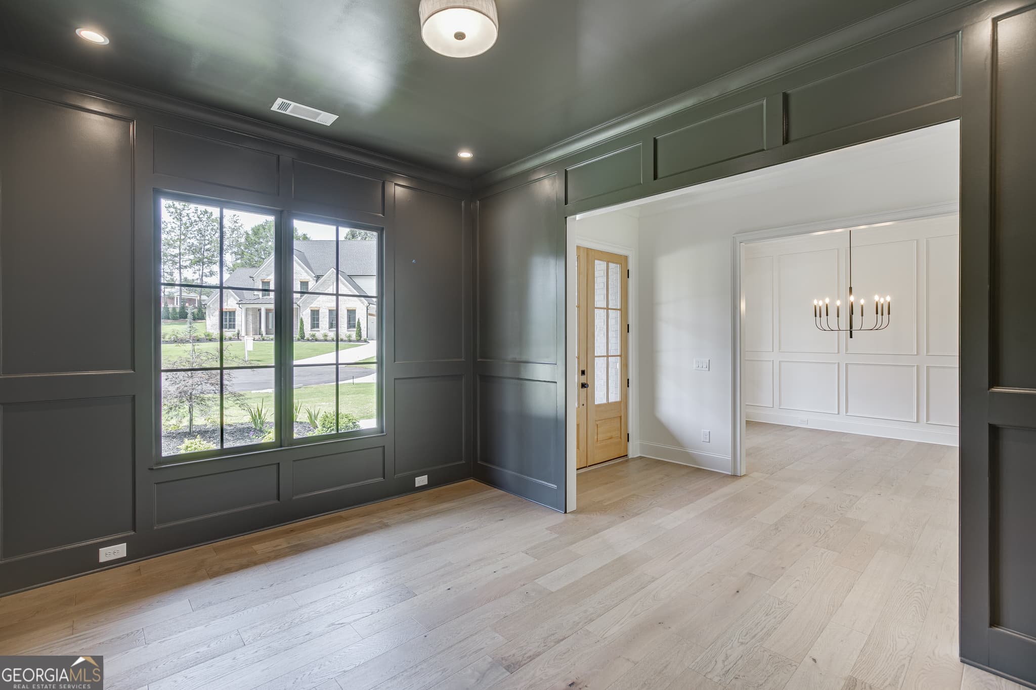 5 bedroom, 4.5 bathroom, 4,159 sq ft single family residence for sale at 2973 N Bogan Road 3, Buford, GA 30519 — photo 8