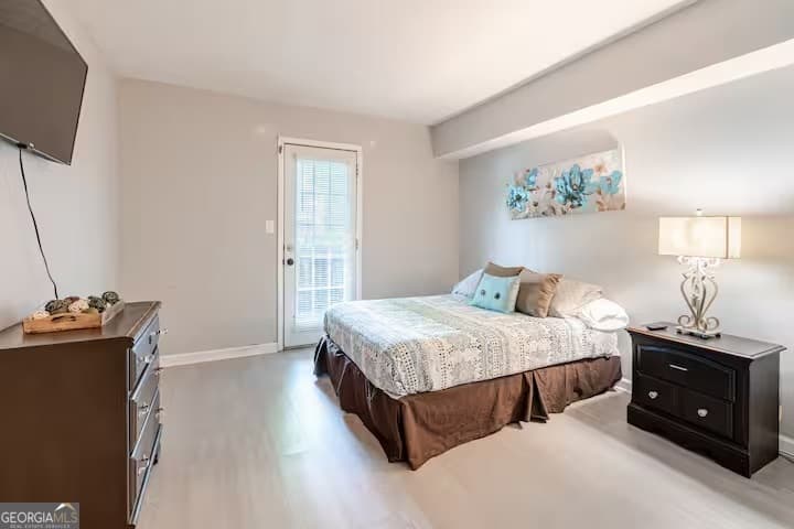 2 bedroom, 1 bathroom, 1,118 sq ft condominium for sale at 1312 Brockett Place, Clarkston, GA 30021 — photo 7