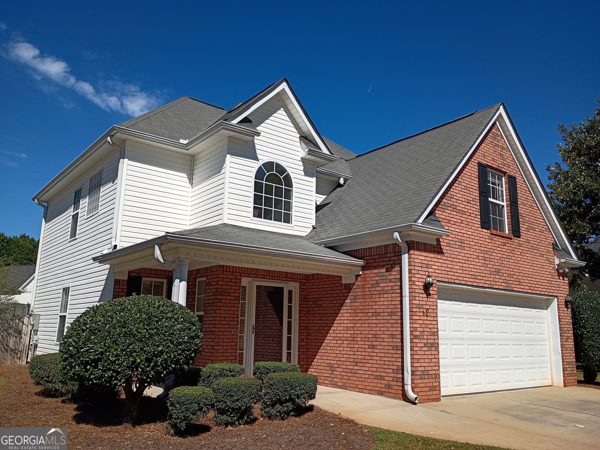 4 bedroom, 2.5 bathroom, 1,704 sq ft single family residence for rent at 18 Claiborne Trail, Newnan, GA 30263 for $1,850 a month — photo 1 of 1