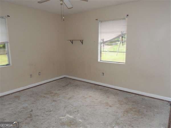 4 bedroom, 2 bathroom, 2,160 sq ft single family residence under contract at 218 Thiess Branch Drive, Hinesville, GA 31313 — photo 9