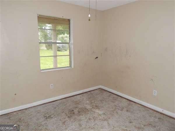 4 bedroom, 2 bathroom, 2,160 sq ft single family residence under contract at 218 Thiess Branch Drive, Hinesville, GA 31313 — photo 10