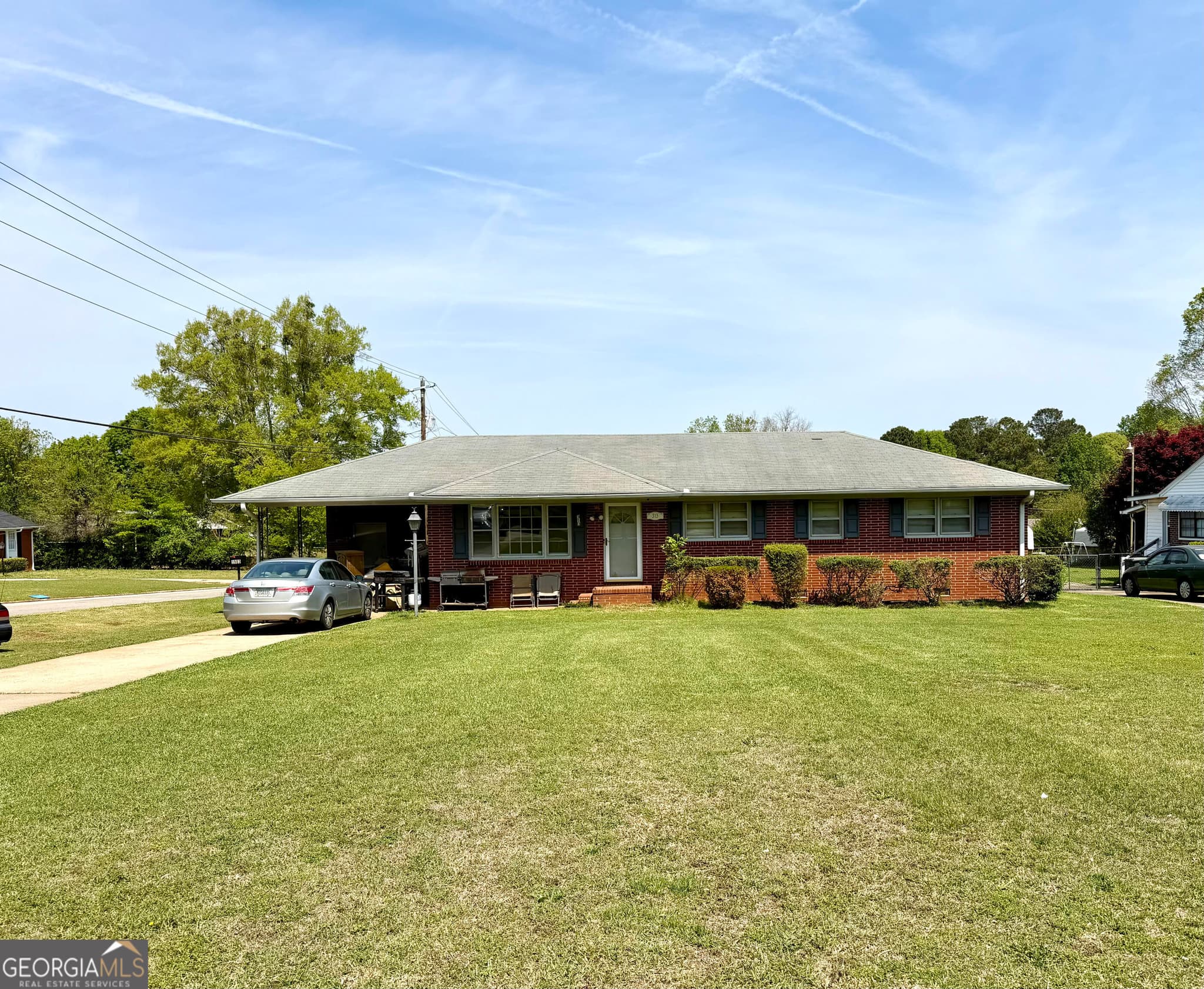 3 bedroom, 2 bathroom, 1,250 sq ft single family residence for sale at 313 Mobley Street, Griffin, GA 30223 — photo 1 of 22