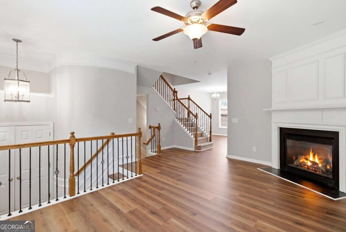 3 bedroom, 3.5 bathroom, 1,722 sq ft townhouse for sale at 1307 Greychurch Way, Alpharetta, GA 30004 — photo 6