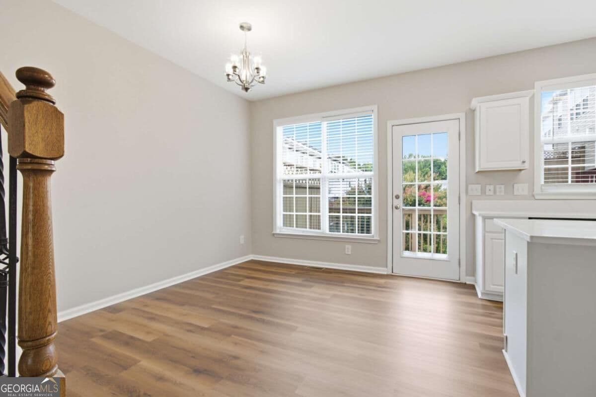 3 bedroom, 3.5 bathroom, 1,722 sq ft townhouse for sale at 1307 Greychurch Way, Alpharetta, GA 30004 — photo 7