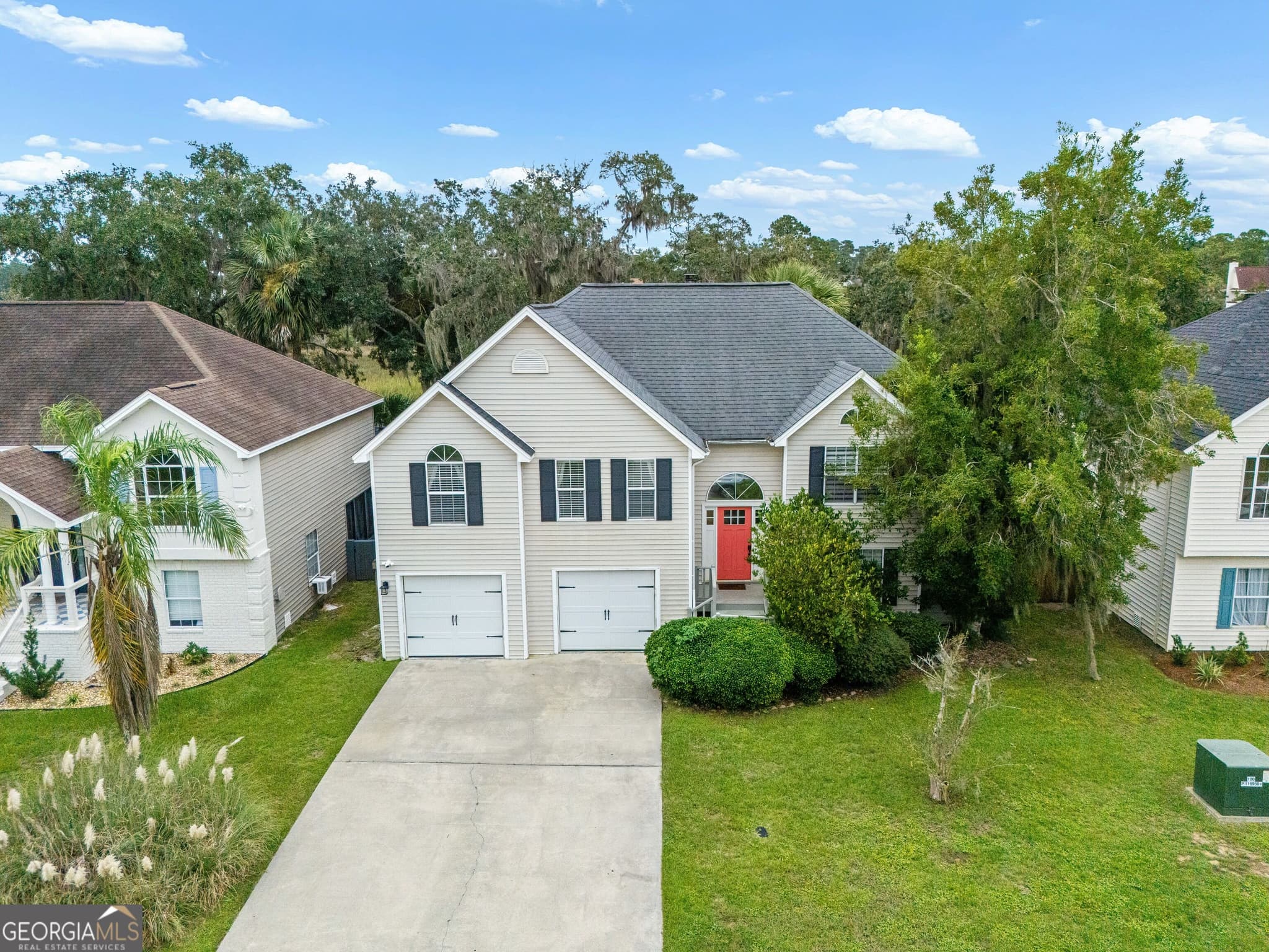 5 bedroom, 2 bathroom, 2,831 sq ft single family residence for sale at 109 Runner Road, Savannah, GA 31410 — photo 2
