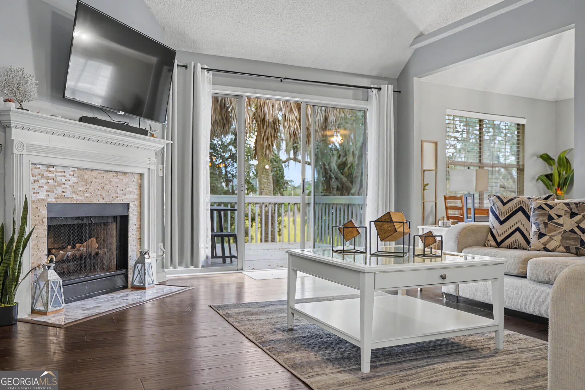 5 bedroom, 2 bathroom, 2,831 sq ft single family residence for sale at 109 Runner Road, Savannah, GA 31410 — photo 4