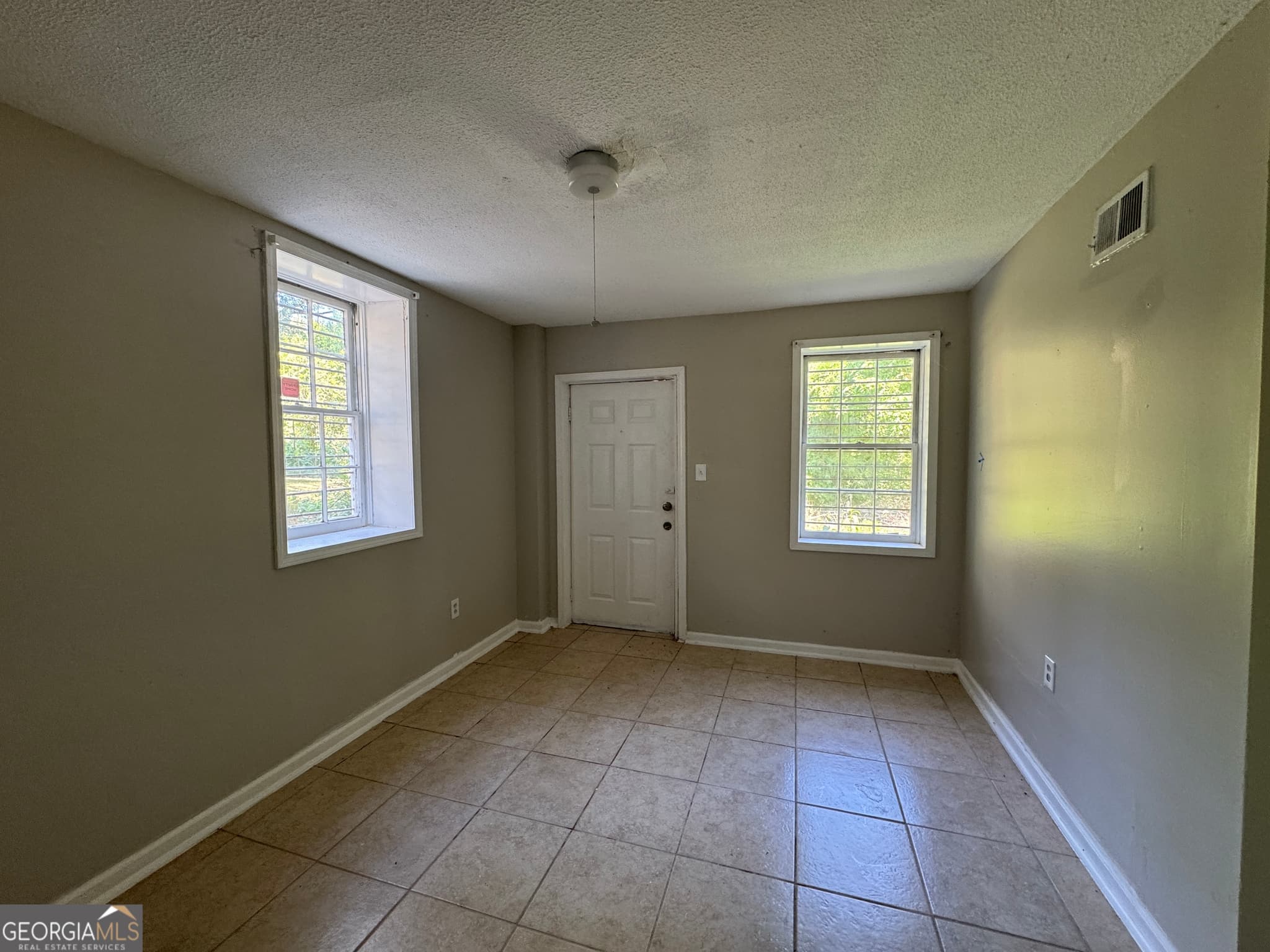 4 bedroom, 2 bathroom, 1,746 sq ft single family residence for rent at 1580 Childress Drive, Atlanta, GA 30311 for $2,250 a month — photo 10