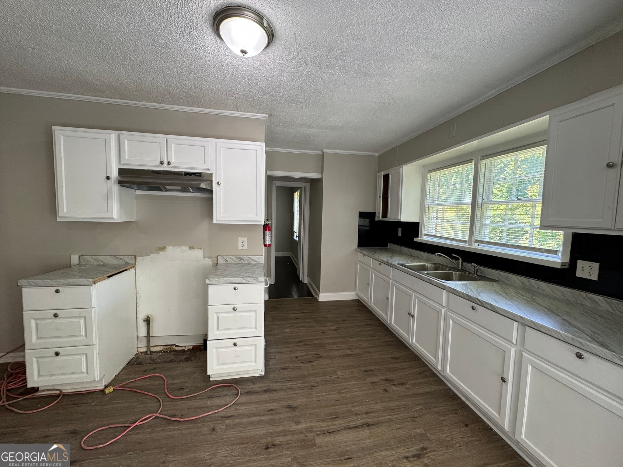 4 bedroom, 2 bathroom, 1,746 sq ft single family residence for rent at 1580 Childress Drive, Atlanta, GA 30311 for $2,250 a month — photo 4