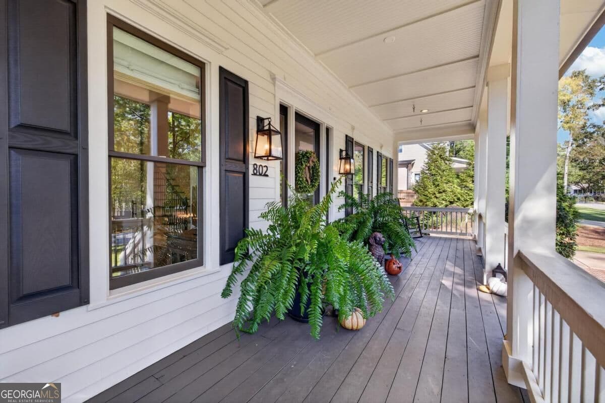 4 bedroom, 3.5 bathroom, 3,648 sq ft single family residence for sale at 802 Bacon Street, Madison, GA 30650 — photo 3