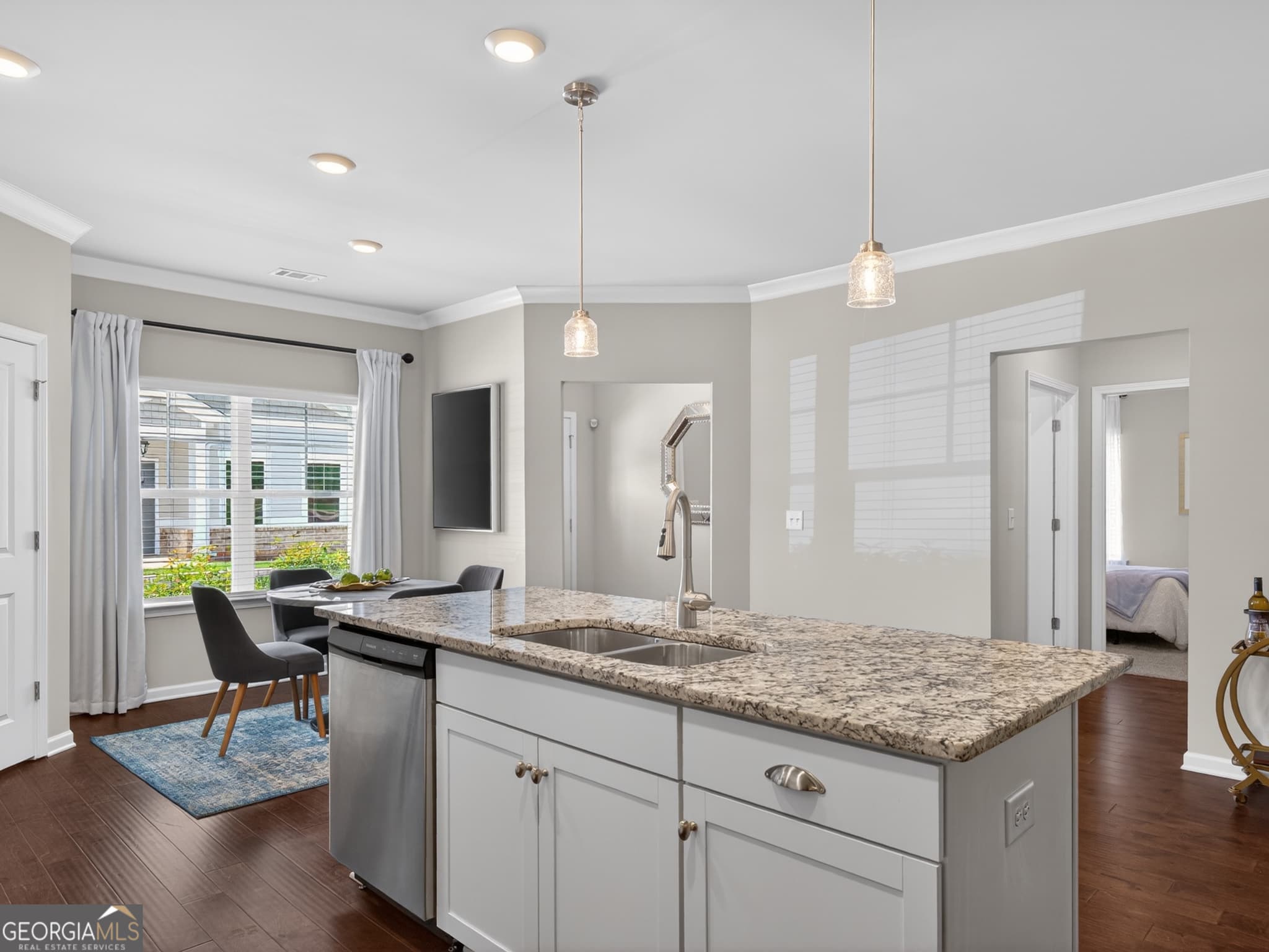 3 bedroom, 2 bathroom, 1,792 sq ft townhouse for sale at 3865 Shelleydale Drive 82, Powder Springs, GA 30127 — photo 5