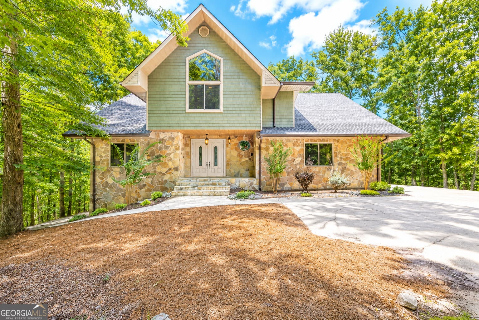 4 bedroom, 3.5 bathroom, 4,106 sq ft single family residence for sale at 394 Ferrell Tatum Road, Lagrange, GA 30240 — photo 4