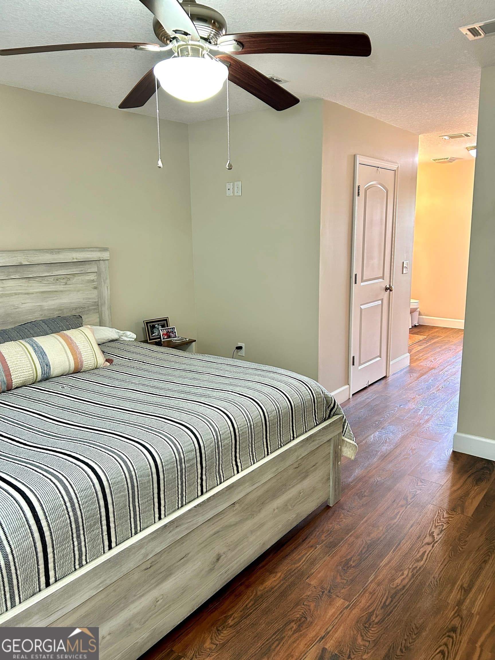 3 bedroom, 2 bathroom single family residence for sale at 211 Twinn Lakes Drive, Baxley, GA 31513 — photo 7