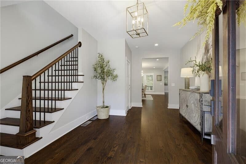 5 bedroom, 4.5 bathroom, 4,525 sq ft single family residence for sale at 1090 Mendell Circle, Atlanta, GA 30319 — photo 7