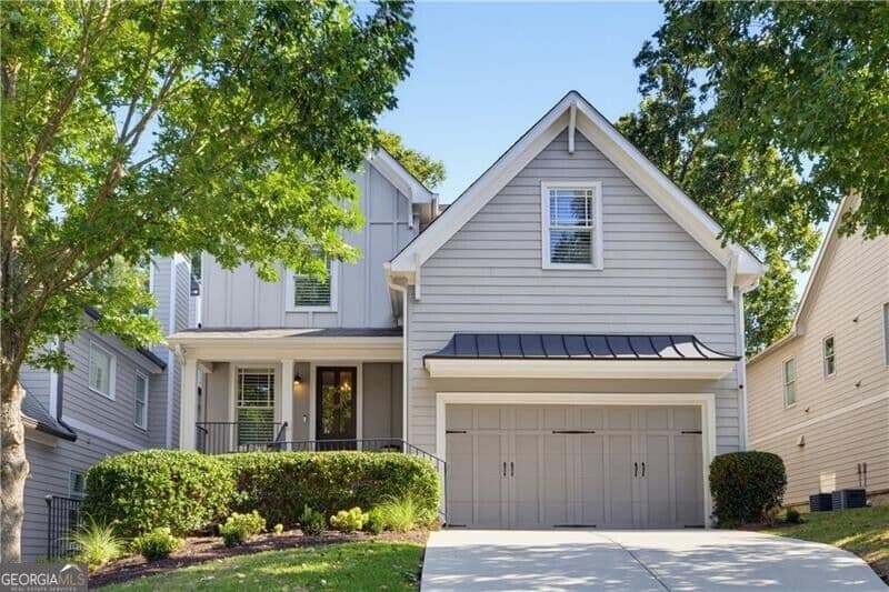 5 bedroom, 4.5 bathroom, 4,525 sq ft single family residence for sale at 1090 Mendell Circle, Atlanta, GA 30319 — photo 3