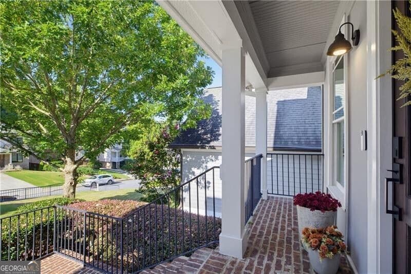 5 bedroom, 4.5 bathroom, 4,525 sq ft single family residence for sale at 1090 Mendell Circle, Atlanta, GA 30319 — photo 4