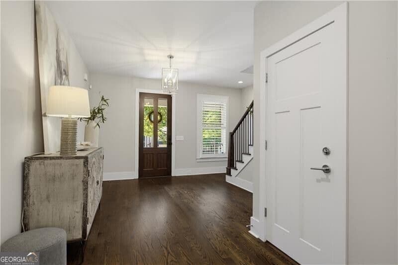 5 bedroom, 4.5 bathroom, 4,525 sq ft single family residence for sale at 1090 Mendell Circle, Atlanta, GA 30319 — photo 8