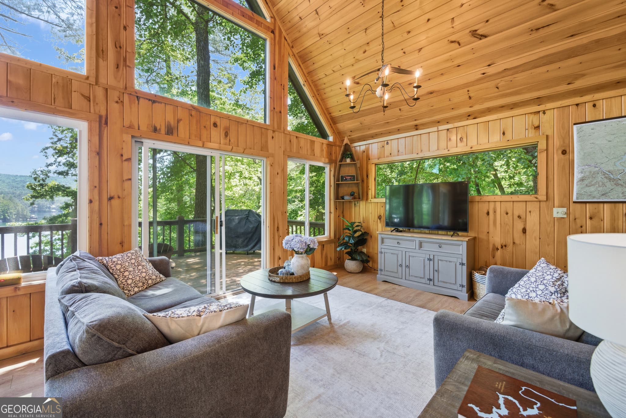 4 bedroom, 3 bathroom, 1,768 sq ft cabin,single family residence for sale at 3250 Brandon Mill Road, Lakemont, GA 30552 — photo 6