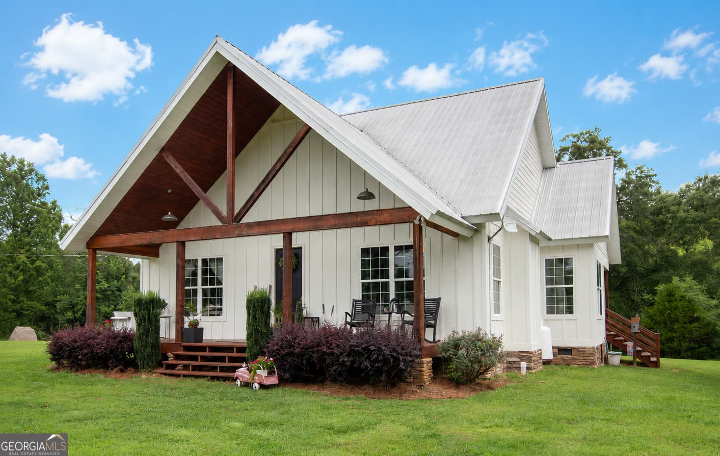 3 bedroom, 2.5 bathroom, 2,016 sq ft single family residence sold at 8739 Highway 109, Zebulon, GA 30295