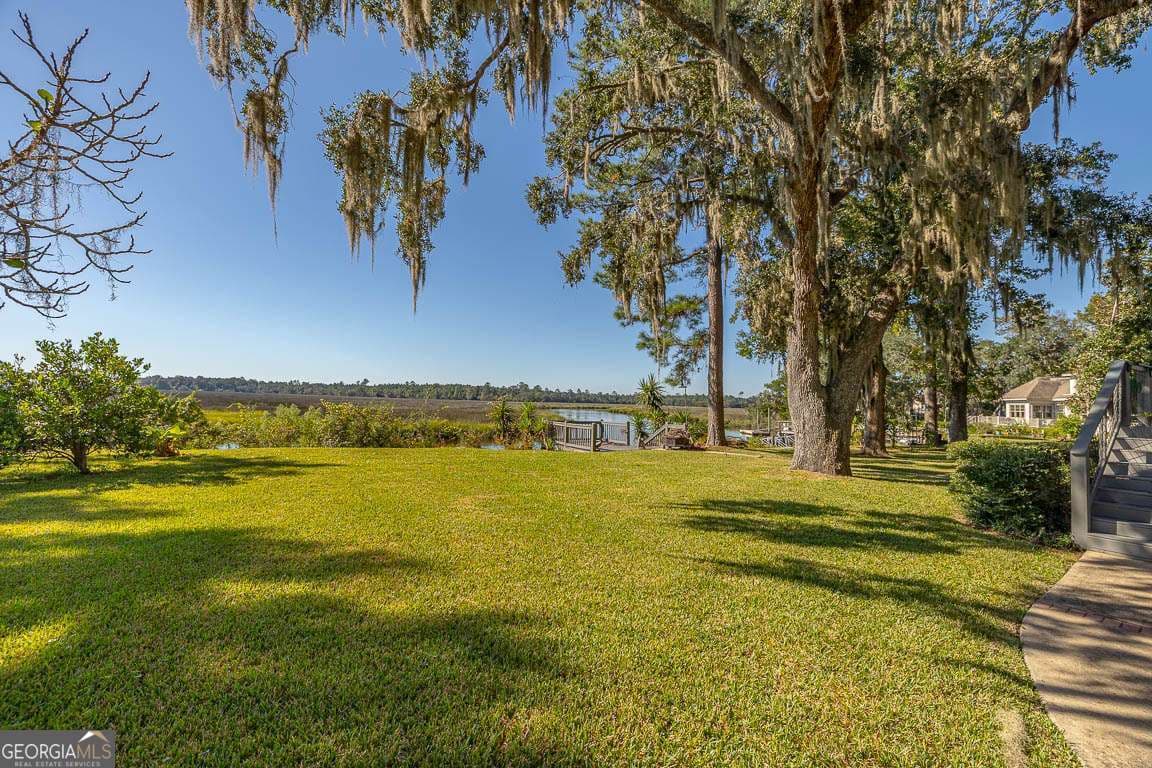 3 bedroom, 3 bathroom, 2,600 sq ft single family residence under contract at 113 Laurel Grove Road, Brunswick, GA 31523 — photo 6