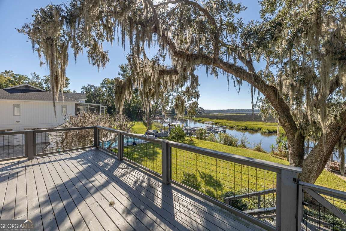 3 bedroom, 3 bathroom, 2,600 sq ft single family residence under contract at 113 Laurel Grove Road, Brunswick, GA 31523 — photo 8