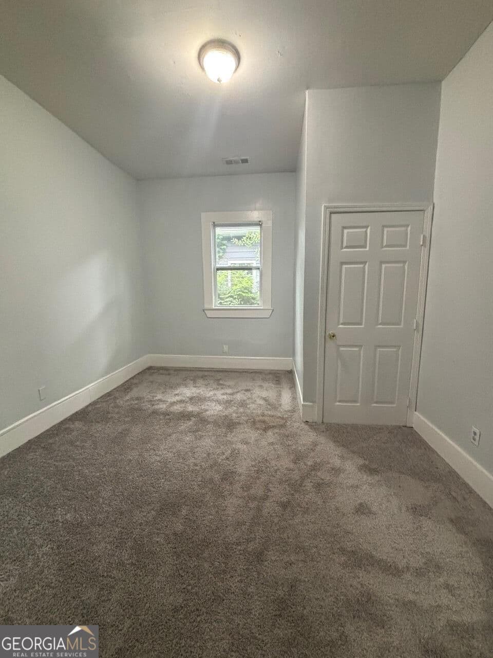5 bedroom, 2 bathroom single family residence for rent at 693 Dill Avenue, Atlanta, GA 30310 for $2,500 a month — photo 10