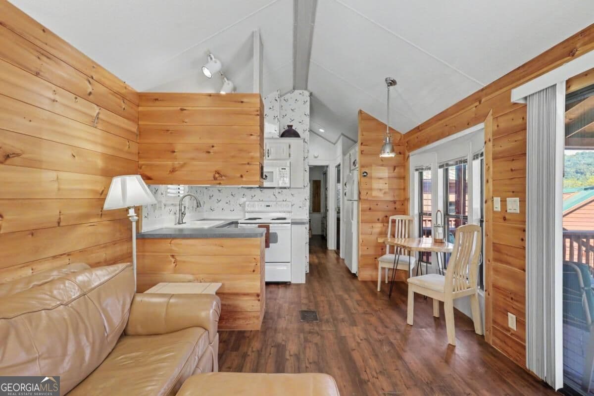 1 bedroom, 1 bathroom, 408 sq ft cabin,single family residence for sale at 83 Falls View Drive, Dillard, GA 30537 — photo 8