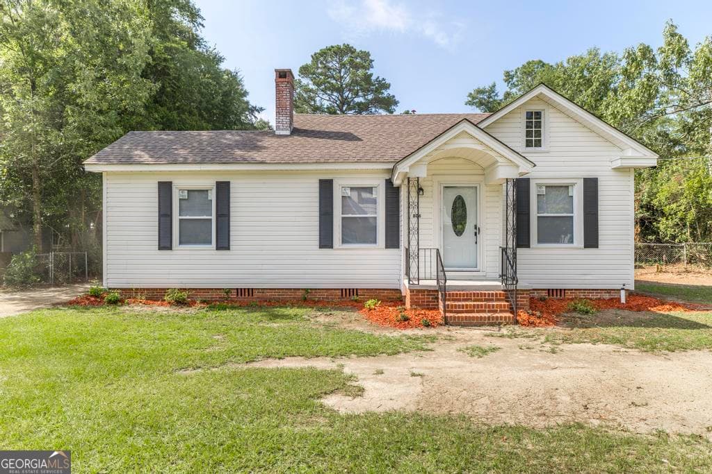 3 bedroom, 2 bathroom, 1,453 sq ft single family residence under contract at 806 Woodrow Avenue, Dublin, GA 31021 — photo 2