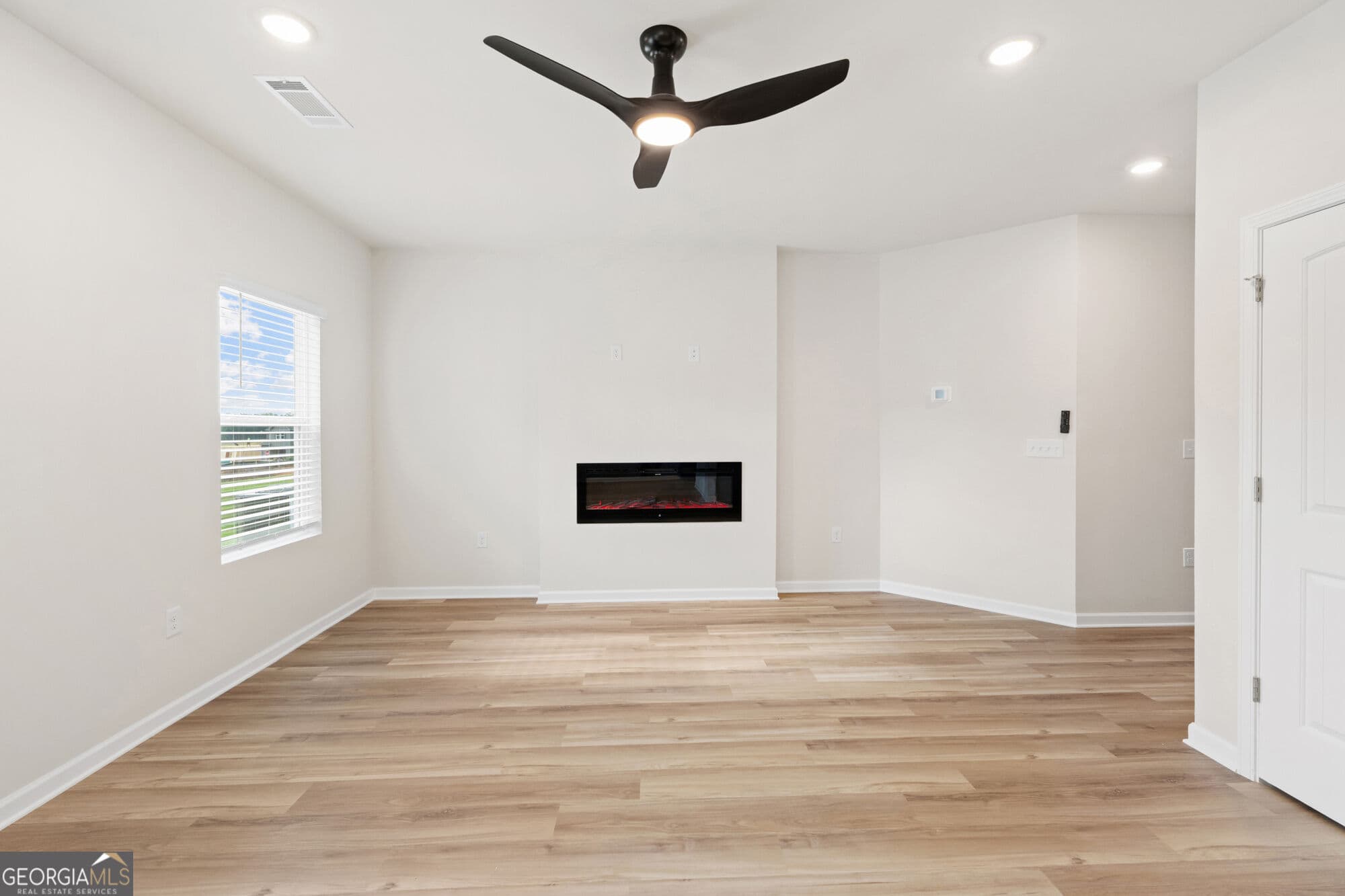 4 bedroom, 3 bathroom, 2,860 sq ft single family residence for sale at 1100 DICKENS Road, Greensboro, GA 30642 — photo 10